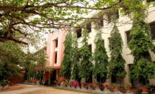 loyala-campus